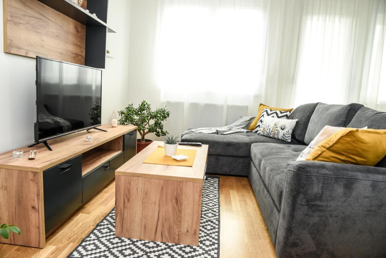 Suncokret Apartmani Лозница Екстер'єр фото