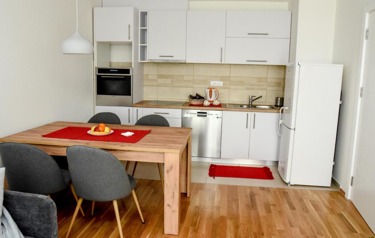 Suncokret Apartmani Лозница Екстер'єр фото